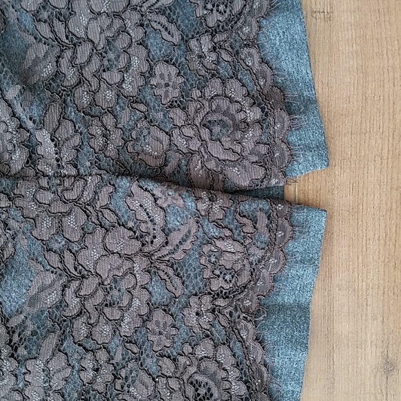 Loft Grey Lace Pencil Skirt - Picture 6 of 12